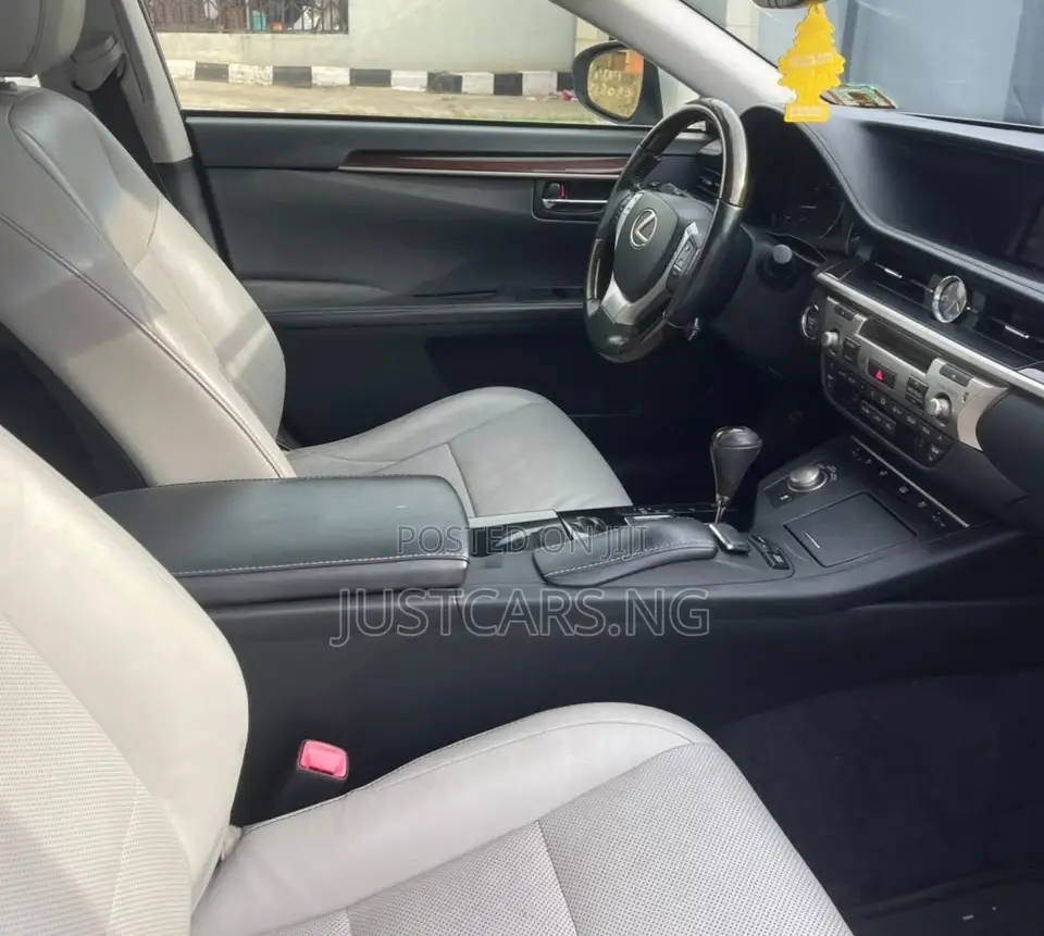 Lexus ES 2013 Silver