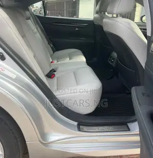 Lexus ES 2013 Silver