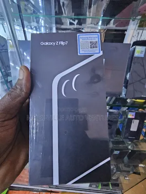 New Samsung Galaxy Z Flip7 256 GB