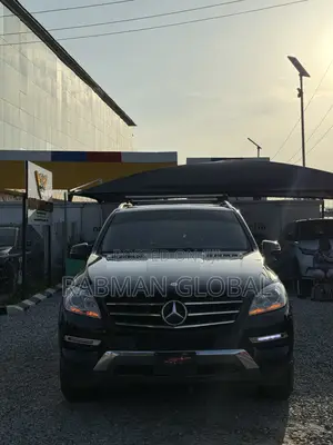 Mercedes-Benz M Class ML350 4MATIC 4dr SUV AWD (3.5L 6cyl 7A) 2014