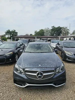 Mercedes-Benz E350 Base 4dr 4Matic Sedan AWD (3.5L 6cyl 7A) 2012 Blue