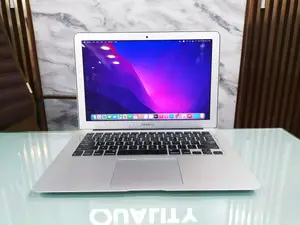 Laptop Apple MacBook Air 2017 8GB Intel Core i5 SSD 256GB