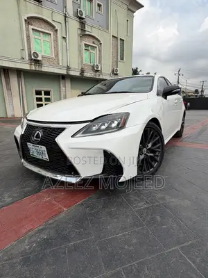 Lexus IS 250 Automatic 2011 White