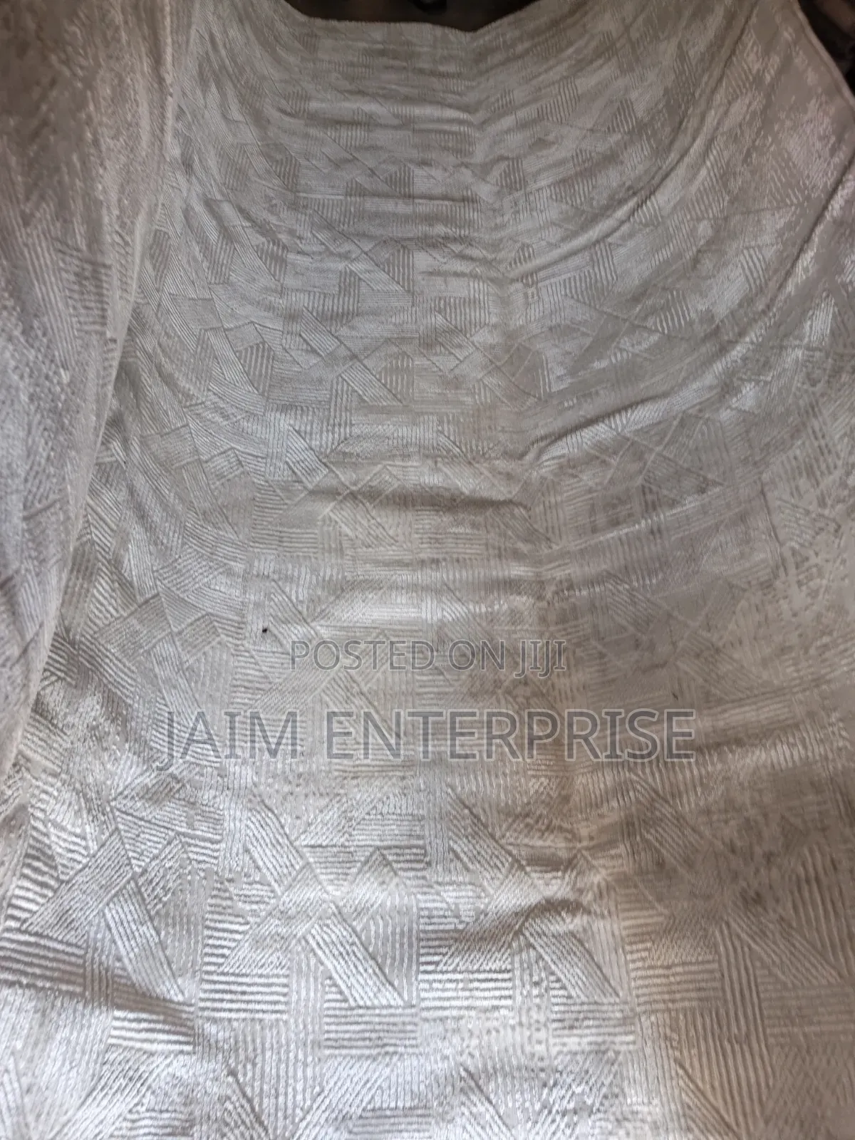 American Sky Center Rug 8 by 10