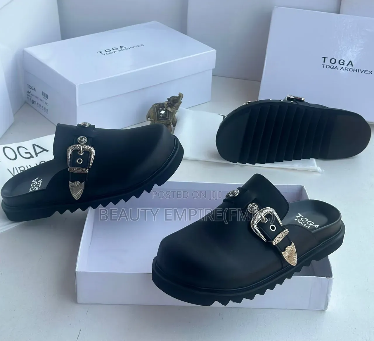 Toga Virilis Designer Half Shoe