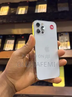 Apple iPhone 12 64 GB White