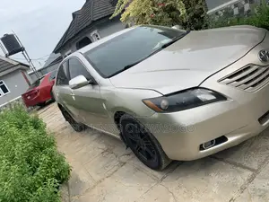 Toyota Camry 2008 Gold