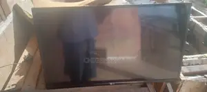 Lg Flat Screen Led Tv – Faulty Screen / for Repair
