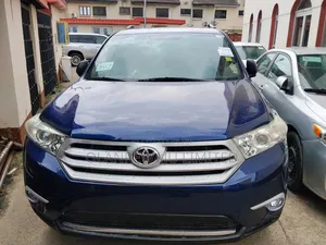 Toyota Highlander Limited 3.5l 4WD 2013 Blue