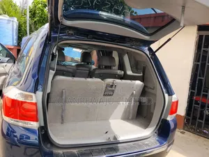 Toyota Highlander Limited 3.5l 4WD 2013 Blue
