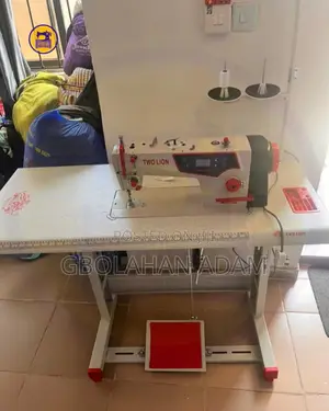 Juki Industrial Sewing Machine Complete With Energy Saving Servo Motor