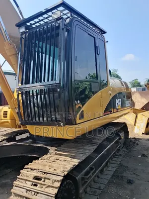 Foreign Used 320cl for Sale
