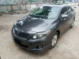 Toyota Corolla 2009 Gray