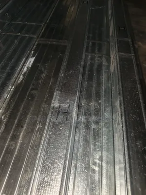 Stud62mm Thickness