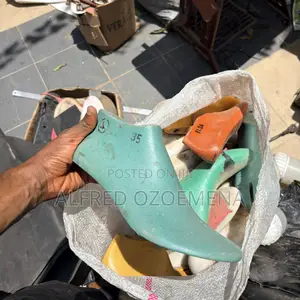 Shoe Last / Shoe Mold in Different Sizes