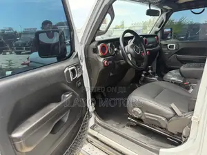 Jeep Wrangler Sport 4x4 2020