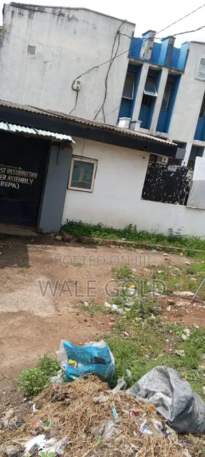 Furnished 7bdrm Block of Flats in CHallenge / Mushin for sale
