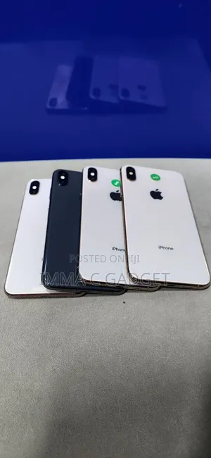Apple iPhone XS Max 64 GB Gold