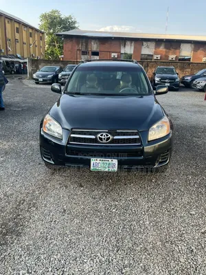Toyota RAV4 2.5 2010 Green