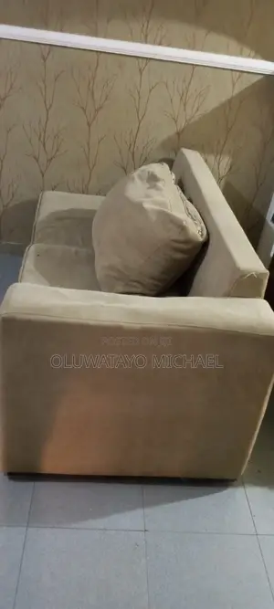 Low Budget Sitting Room