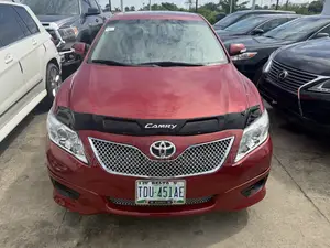 Toyota Camry SE 4dr Sedan (2.5L 4cyl 6AM) 2010 Red