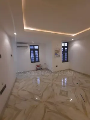 4bdrm Duplex in Ikeja for sale
