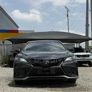 Toyota Camry SE 2022 Black