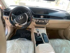 Lexus ES 2014 Gold