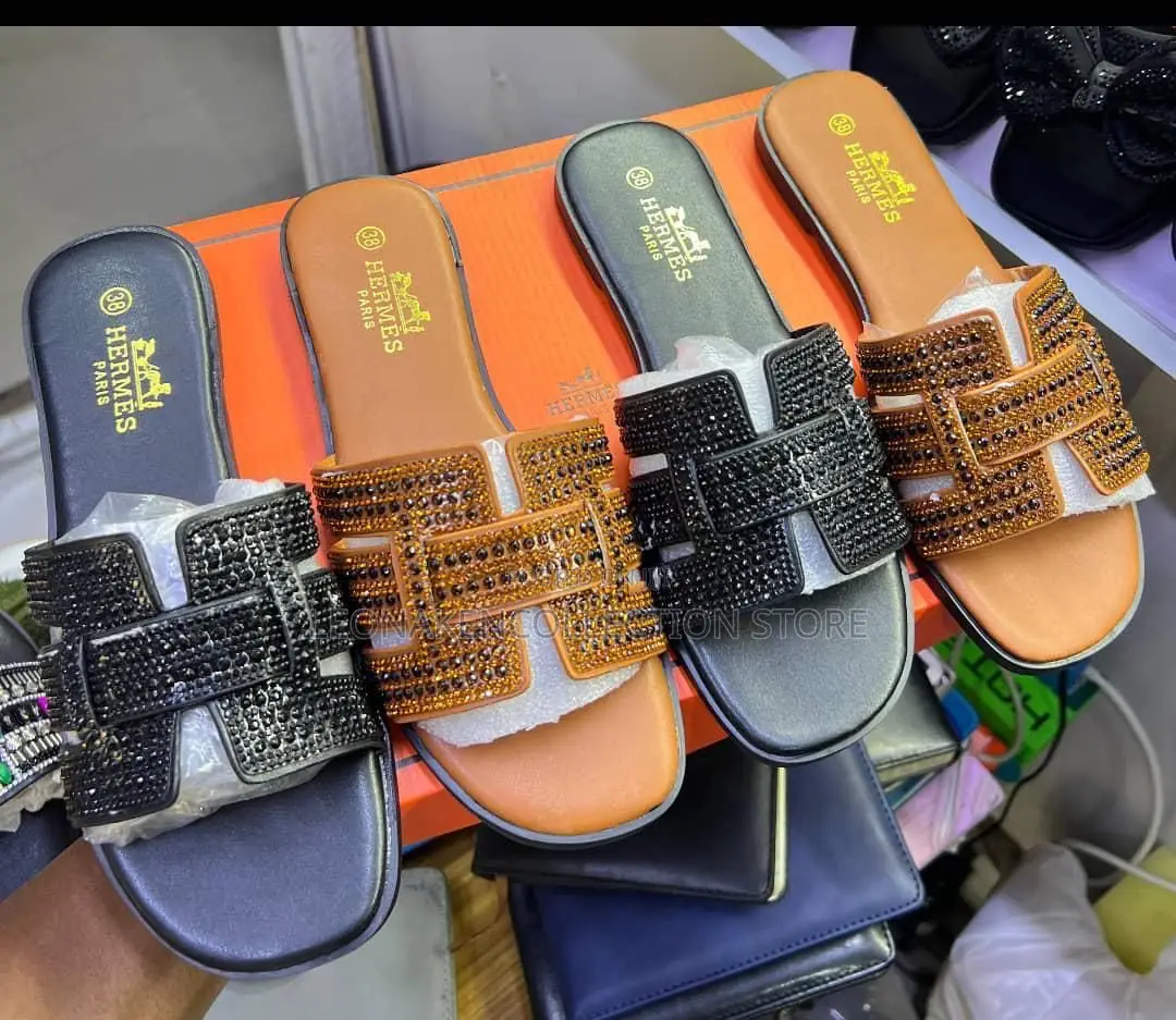 Fully Box Slippers