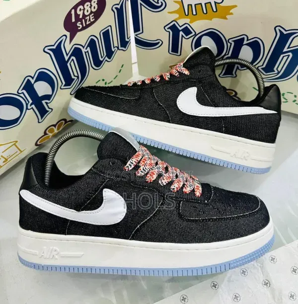Adorable and Classy Sneakers Size 42