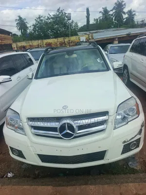 Mercedes-Benz GLK-Class 2012