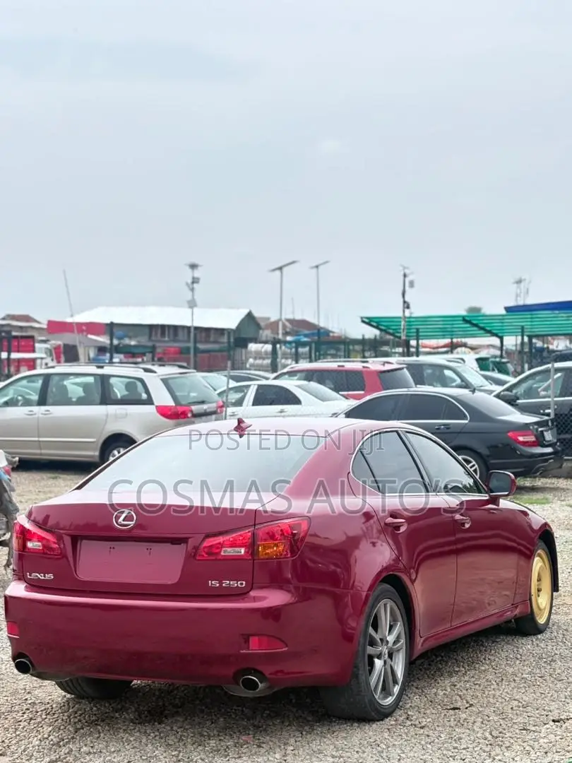 Lexus IS 2008 Red