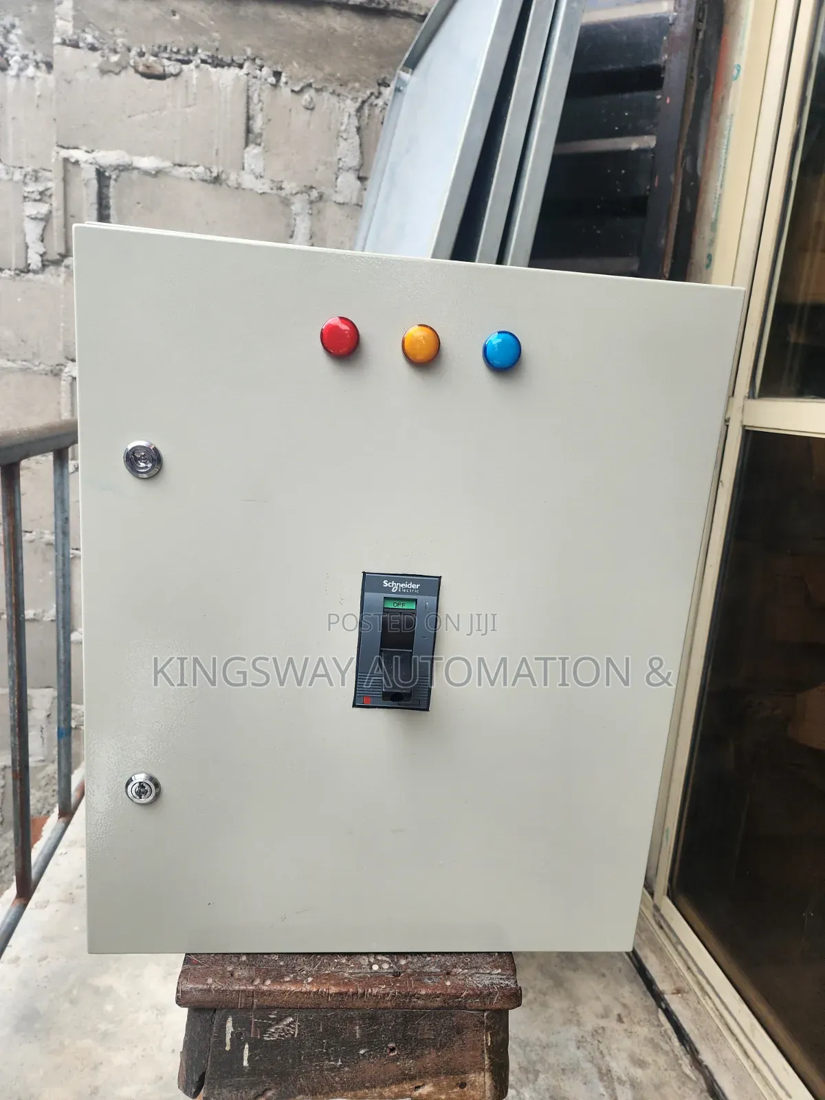 Power Isolator Panel