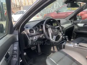 Mercedes-Benz C250 2013 Black