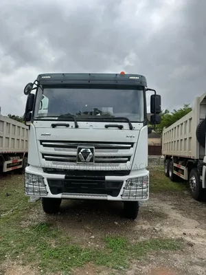 12 Tyres Tipper