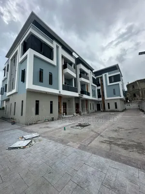 2bdrm Apartment in Lekki Scheme 2 for sale