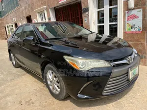 Toyota Camry LE 4dr Sedan (2.5L 4cyl 6A) 2016 Black