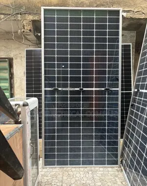  630w Jinko Solar Panel – High Efficiency Durable Performance