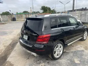 Mercedes-Benz GLK-Class 2010 Black