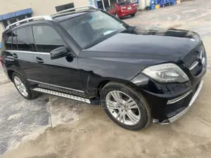 Mercedes-Benz GLK-Class 2010 Black