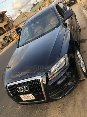 Audi Q5 2.0T Premium AWD quattro 2013 Blue