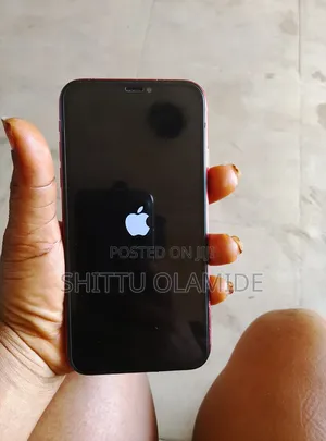 Apple iPhone XR 64 GB Red