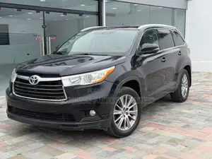 Toyota Highlander XLE 4dr SUV AWD (3.5L 6cyl 6A) 2014 Black
