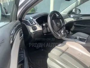 Cadillac SRX 2014 Silver