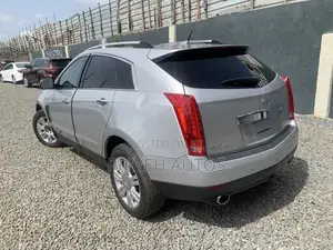 Cadillac SRX 2014 Silver