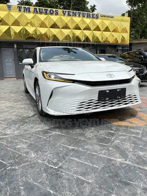 New Toyota Camry 2025 White
