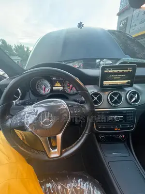 Mercedes-Benz GLA 250 2015 Black