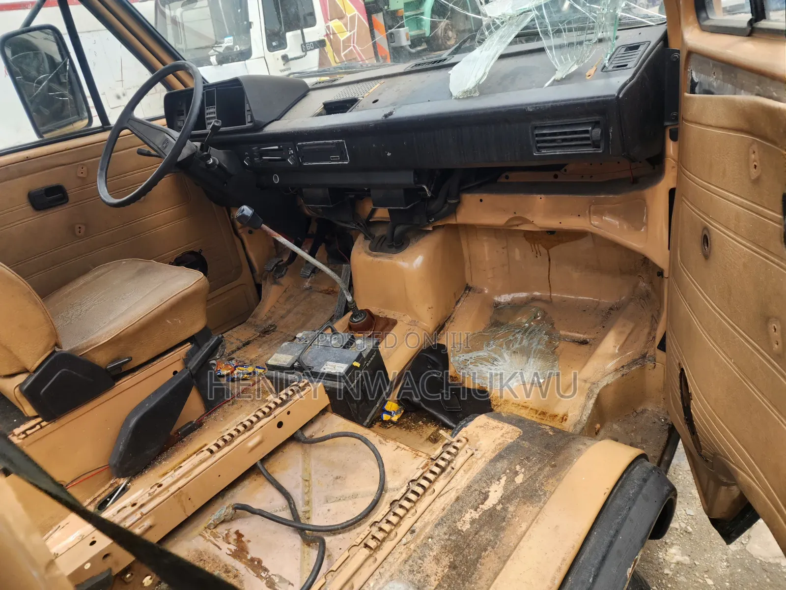 Volkswagen Transporter 2000 Brown