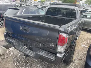Toyota Tacoma TRD Off Road 2021 Gray