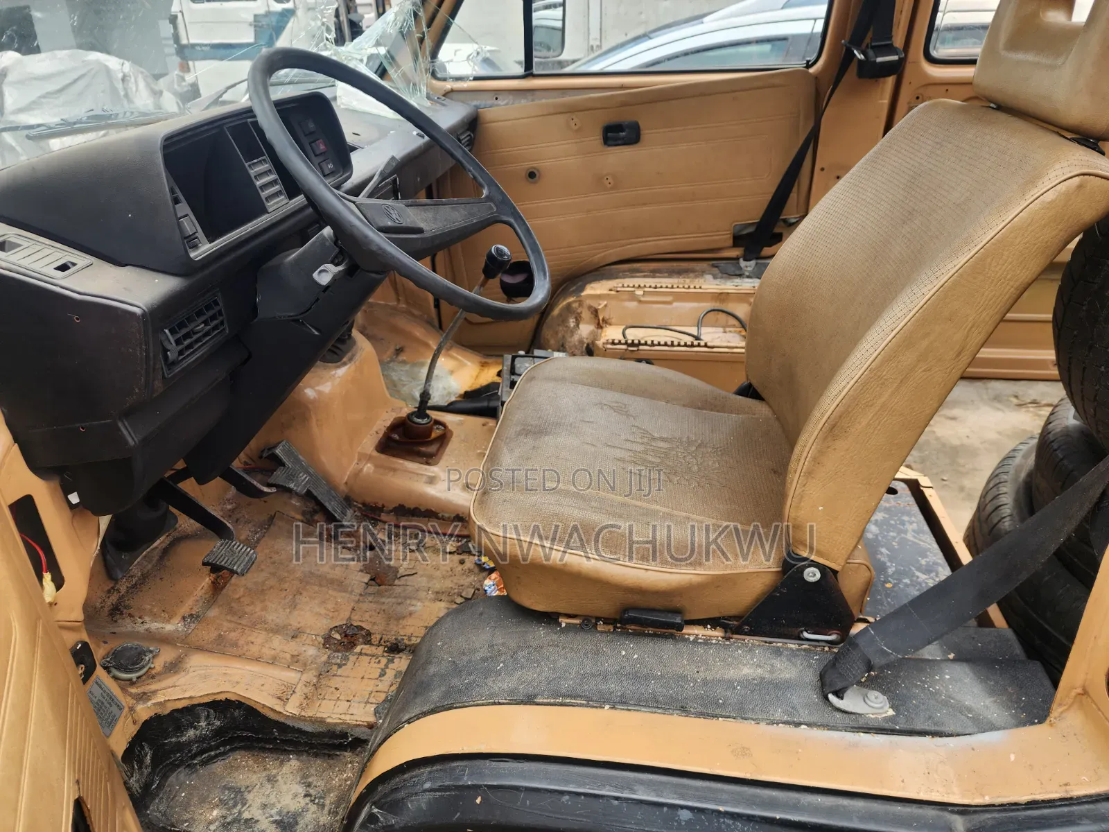 Volkswagen Transporter 2000 Brown